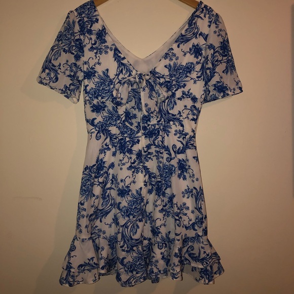 City Studio Puff Sleeve Blue And White Floral Print Dress Size 7 - Picture 2 of 7